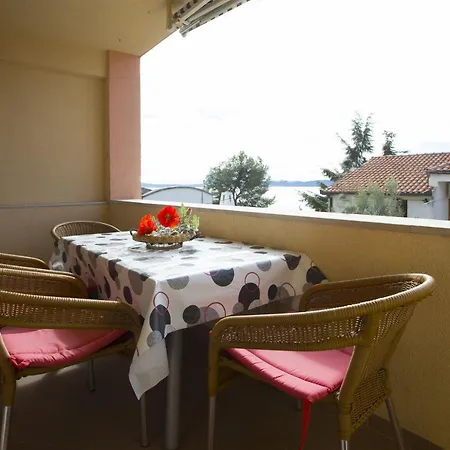 Gudelj Apartment Trogir